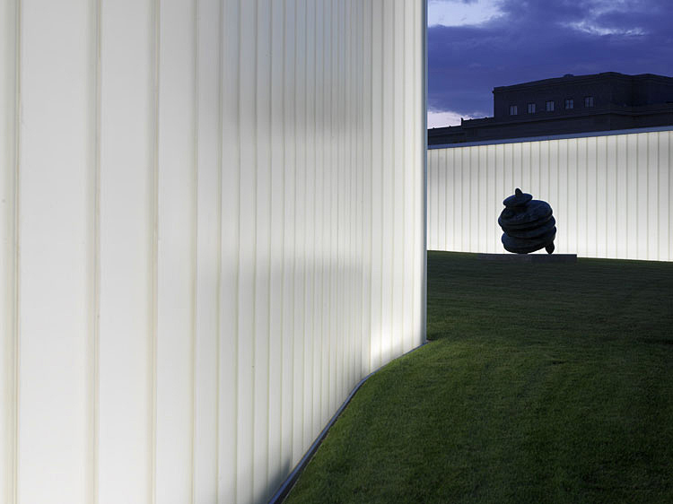 The Nelson-Atkins Museum Of Art, Kansas City, MO, 2007. © Steven Holl. Courtesy Steven Holl Architects. Photograph: © Andy Ryan